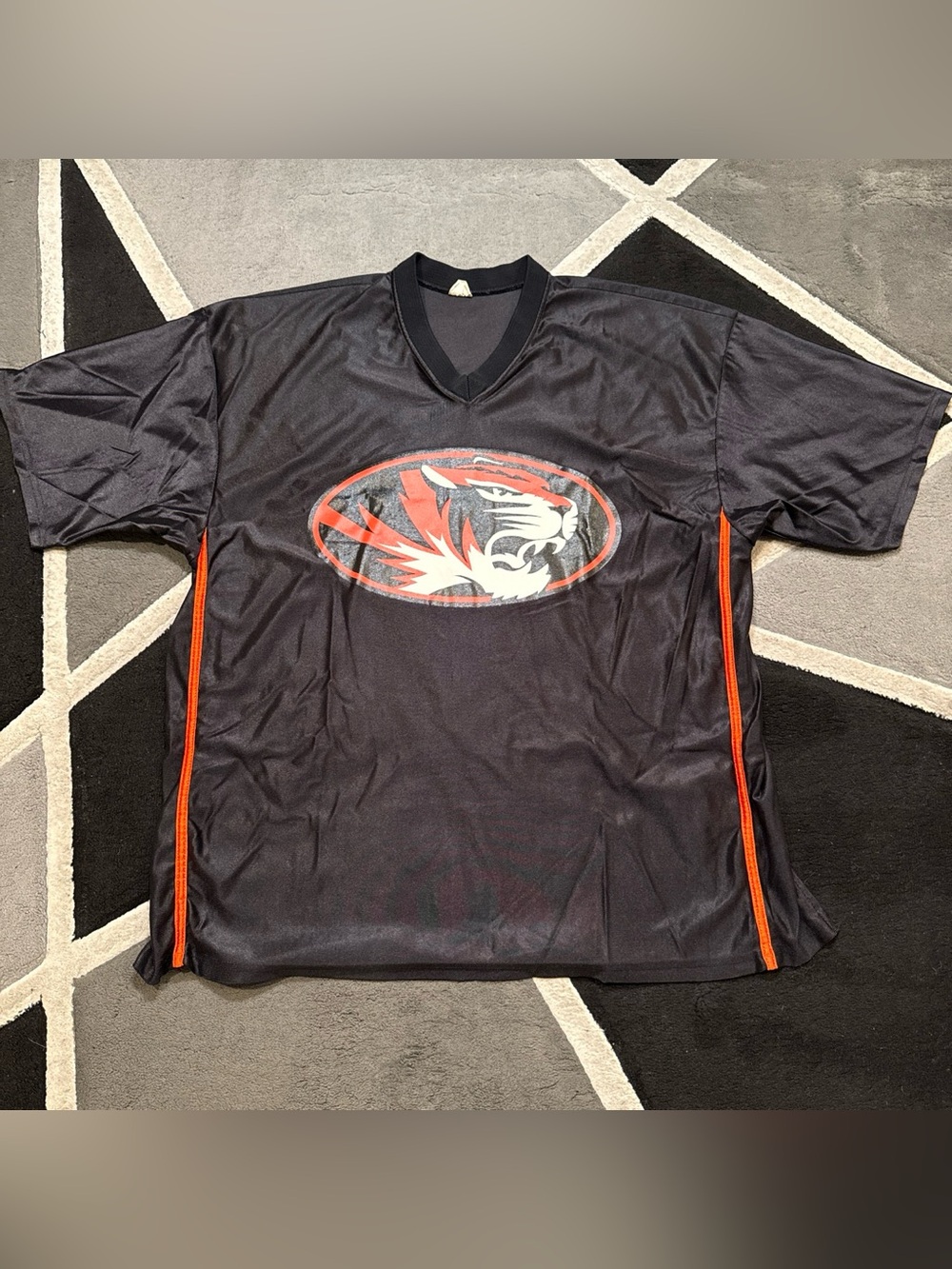 Vintage DeLONG Tiger Mascot Jersey Nylon V Neck